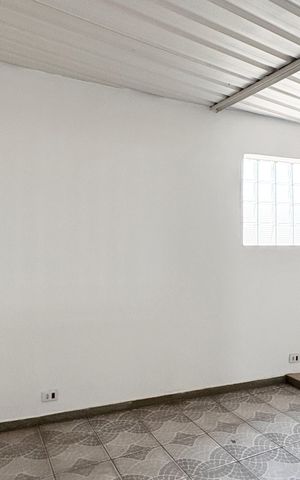Studio para alugar com 150m², 1 quarto e sem vaga Studio para alugar com 150m², 1 quarto e sem vagaSótão