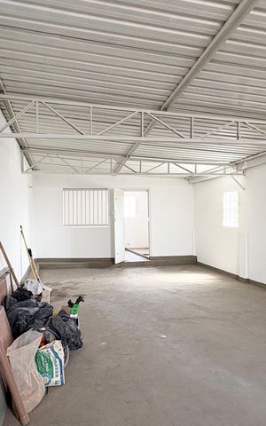Studio para alugar com 150m², 1 quarto e sem vaga Studio para alugar com 150m², 1 quarto e sem vagaSótão