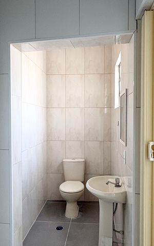 Studio para alugar com 150m², 1 quarto e sem vaga Studio para alugar com 150m², 1 quarto e sem vagaBanheiro