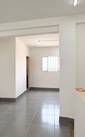 Studio para alugar com 150m², 1 quarto e sem vaga Studio para alugar com 150m², 1 quarto e sem vagaSala