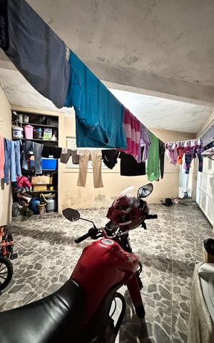Casa à venda com 120m², 3 quartos e 1 vaga Casa à venda com 120m², 3 quartos e 1 vagaGaragem