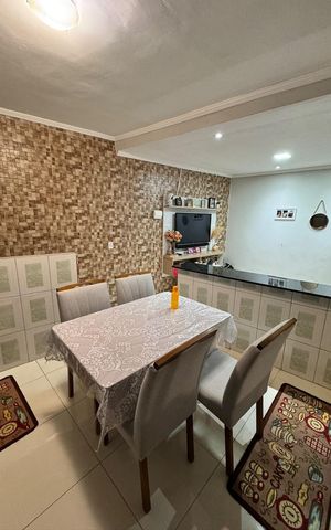 Casa à venda com 120m², 3 quartos e 1 vaga Casa à venda com 120m², 3 quartos e 1 vagaSala