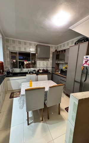 Casa à venda com 120m², 3 quartos e 1 vaga Casa à venda com 120m², 3 quartos e 1 vagaCozinha