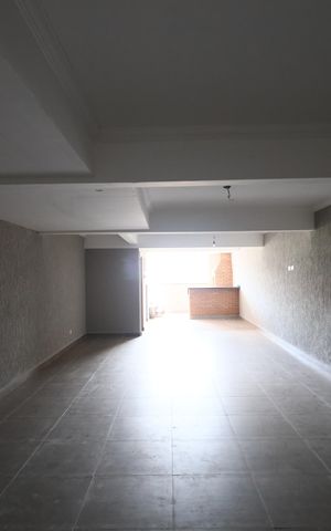 Casa para alugar com 260m², 3 quartos e 4 vagasSalão