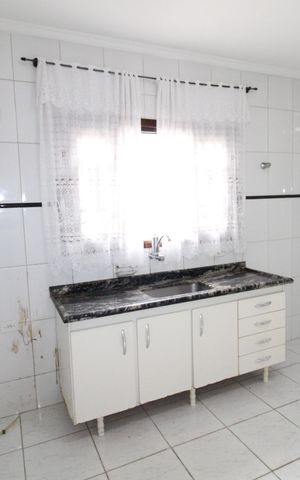 Casa para alugar com 142m², 3 quartos e 2 vagasCozinha