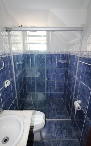 Casa para alugar com 142m², 3 quartos e 2 vagasBanheiro