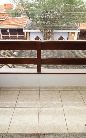 Casa para alugar com 142m², 3 quartos e 2 vagasSuíte 2