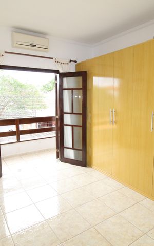 Casa para alugar com 142m², 3 quartos e 2 vagasSuíte 2
