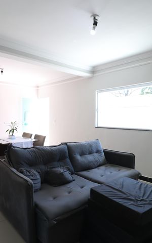 Casa para alugar com 145m², 3 quartos e 2 vagasSala