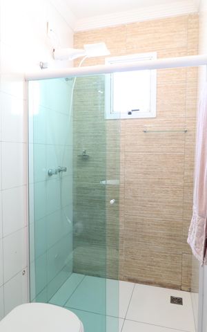 Casa para alugar com 145m², 3 quartos e 2 vagasBanheiro Social