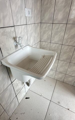 Studio para alugar com 26m², 1 quarto e sem vaga Studio para alugar com 26m², 1 quarto e sem vagaBanheiro