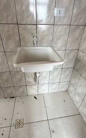 Studio para alugar com 26m², 1 quarto e sem vaga Studio para alugar com 26m², 1 quarto e sem vagaBanheiro