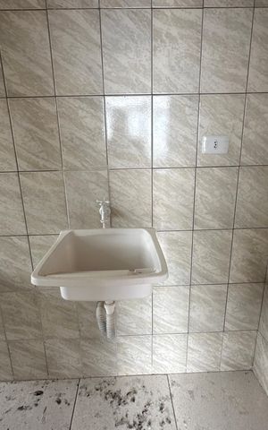 Studio para alugar com 26m², 1 quarto e sem vaga Studio para alugar com 26m², 1 quarto e sem vagaBanheiro