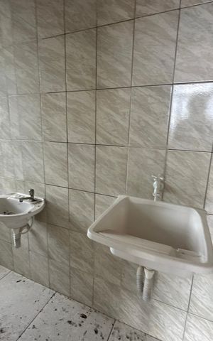 Studio para alugar com 26m², 1 quarto e sem vaga Studio para alugar com 26m², 1 quarto e sem vagaBanheiro