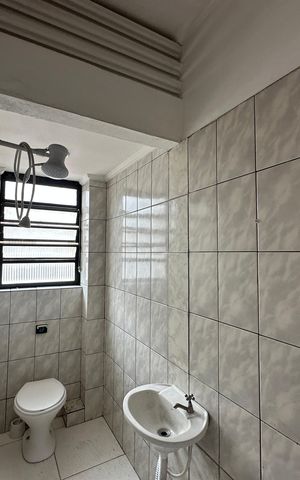 Studio para alugar com 26m², 1 quarto e sem vaga Studio para alugar com 26m², 1 quarto e sem vagaBanheiro