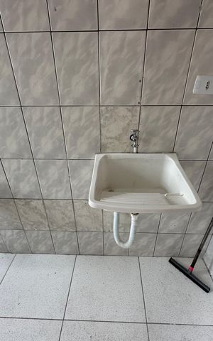 Studio para alugar com 26m², 1 quarto e sem vaga Studio para alugar com 26m², 1 quarto e sem vagaBanheiro