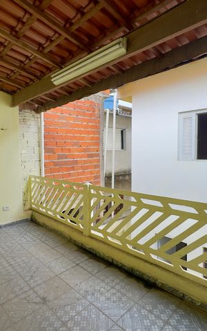 Casa para alugar com 125m², 3 quartos e 2 vagas Casa para alugar com 125m², 3 quartos e 2 vagasTerraço