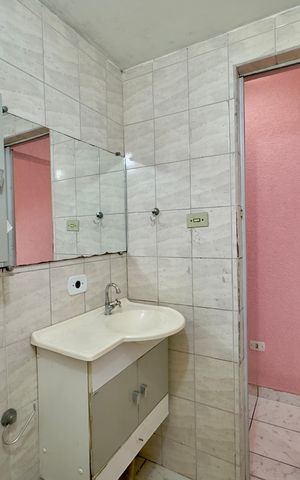 Casa para alugar com 125m², 3 quartos e 2 vagas Casa para alugar com 125m², 3 quartos e 2 vagasBanheiro 2