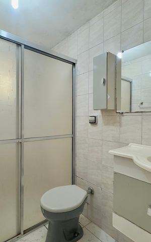 Casa para alugar com 125m², 3 quartos e 2 vagas Casa para alugar com 125m², 3 quartos e 2 vagasBanheiro 2