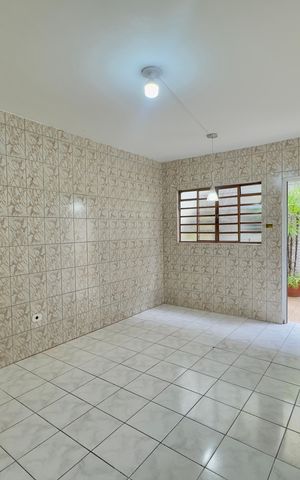 Casa para alugar com 125m², 3 quartos e 2 vagas Casa para alugar com 125m², 3 quartos e 2 vagasCozinha