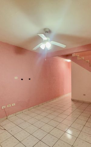 Casa para alugar com 125m², 3 quartos e 2 vagas Casa para alugar com 125m², 3 quartos e 2 vagasSala