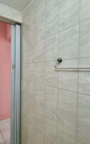 Casa para alugar com 125m², 3 quartos e 2 vagas Casa para alugar com 125m², 3 quartos e 2 vagasBanheiro 2