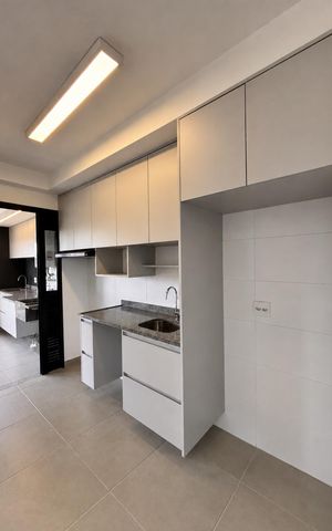 Apartamento para alugar com 98m², 3 quartos e 2 vagas Apartamento para alugar com 98m², 3 quartos e 2 vagasCozinha