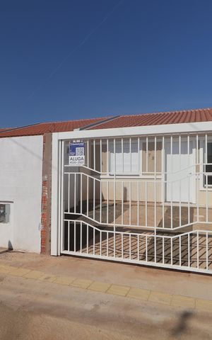 Casa para alugar com 32m², 1 quarto e 1 vagaFachada
