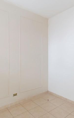 Casa à venda com 183m², 3 quartos e sem vaga Casa à venda com 183m², 3 quartos e sem vagaQuarto de serviço