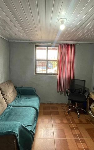 Casa à venda com 80m², 3 quartos e 2 vagas Casa à venda com 80m², 3 quartos e 2 vagasSala