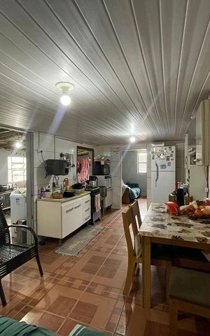Casa à venda com 80m², 3 quartos e 2 vagas Casa à venda com 80m², 3 quartos e 2 vagasCozinha