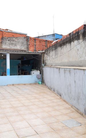 Casa à venda com 200m², 2 quartos e 2 vagasQuintal