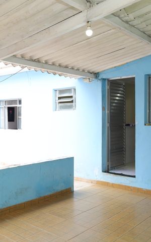 Casa à venda com 200m², 2 quartos e 2 vagasÁrea de Serviço