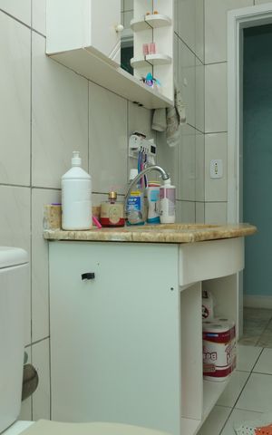 Casa à venda com 200m², 2 quartos e 2 vagasBanheiro 