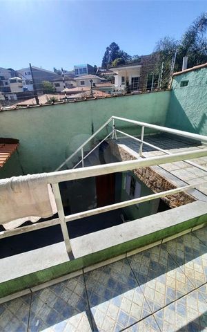 Casa à venda com 85m², 3 quartos e 2 vagas