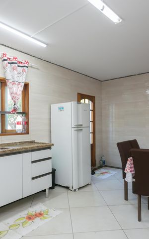 Casa para alugar com 300m², 3 quartos e 5 vagas Casa para alugar com 300m², 3 quartos e 5 vagasCozinha