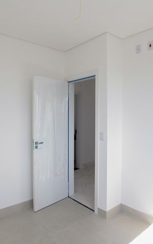 Apartamento à venda com 160m², 3 quartos e 2 vagas Apartamento à venda com 160m², 3 quartos e 2 vagasQuarto 1