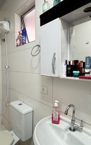 Apartamento à venda com 62m², 2 quartos e sem vaga Apartamento à venda com 62m², 2 quartos e sem vagaBanheiro Social