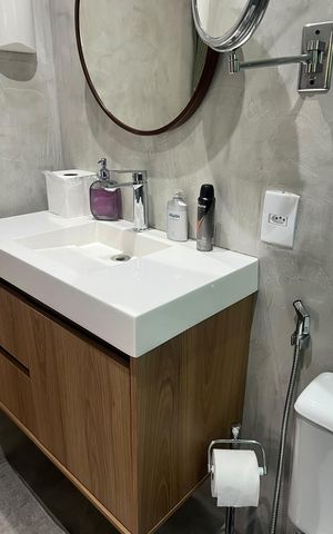 Apartamento à venda com 94m², 2 quartos e 2 vagas Apartamento à venda com 94m², 2 quartos e 2 vagasBanheiro