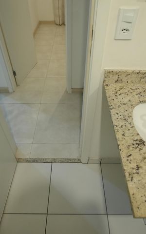 Apartamento à venda com 53m², 2 quartos e 1 vagaBanheiro Social