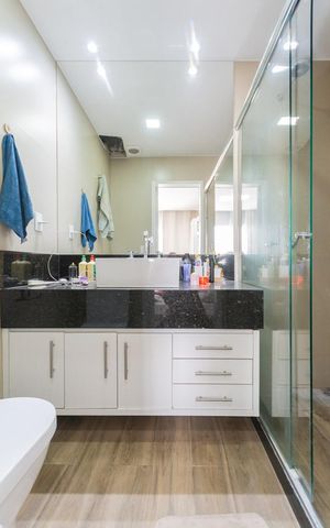 Apartamento à venda com 131m², 2 quartos e 1 vagaBanheiro Suíte