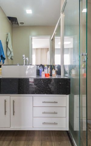 Apartamento à venda com 131m², 2 quartos e 1 vagaBanheiro Suíte