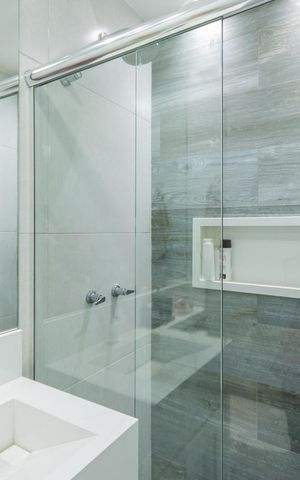 Apartamento à venda com 131m², 2 quartos e 1 vagaBanheiro