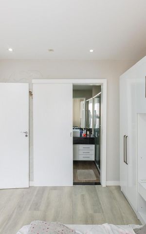 Apartamento à venda com 131m², 2 quartos e 1 vagaSuíte