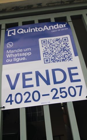 Casa à venda com 70m², 2 quartos e 2 vagasPlaca