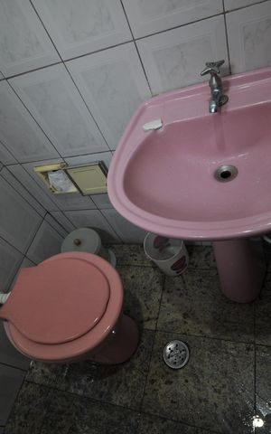 Casa à venda com 188m², 7 quartos e sem vagaBanheiro 1