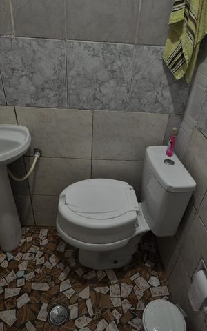 Casa à venda com 188m², 7 quartos e sem vagaBanheiro da Suíte 2