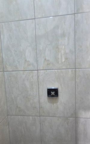 Casa para alugar com 242m², 5 quartos e 4 vagas
