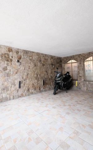 Casa para alugar com 160m², 4 quartos e 2 vagasGaragem