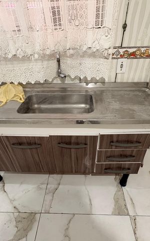 Casa à venda com 40m², 1 quarto e sem vaga Casa à venda com 40m², 1 quarto e sem vagaSala/ cozinha